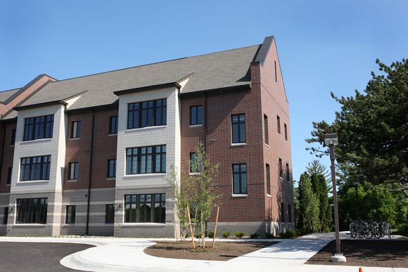 2013-419 -01 Graduate Student Housing